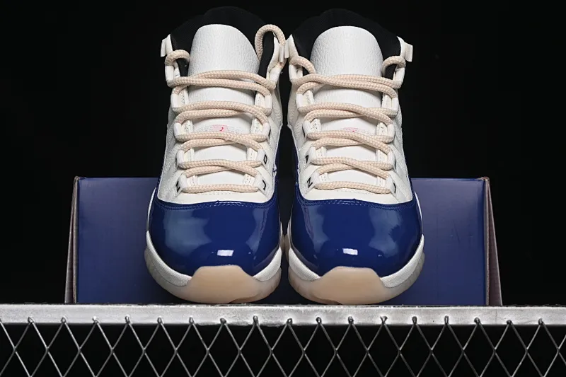 All Categories Air Jordan Jordan Series Basketball Shoes Air Jordan 11 Air Jordan 11 Retro "Rare Air" AJ11 Joe 11 Royal Blue Real Standard Real Carbon High Top Basketball Shoes IH0296-400